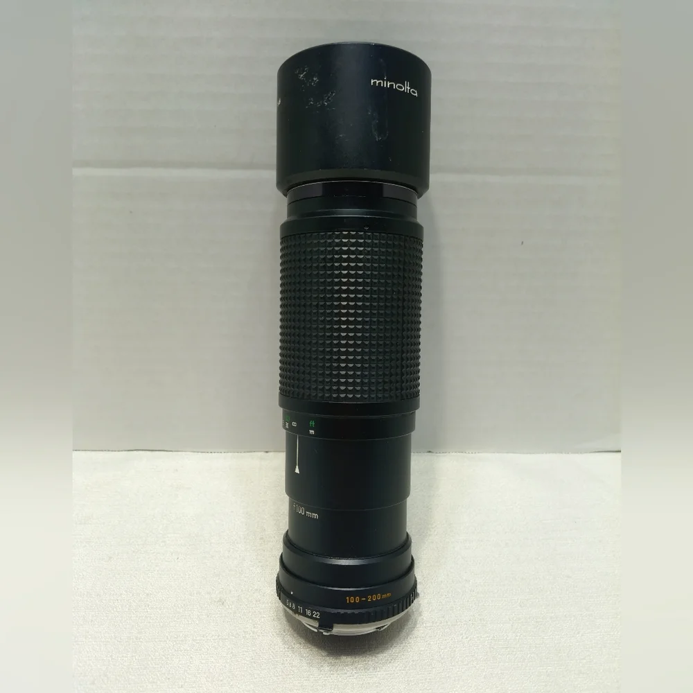Minolta 1:56 f=100-200mm
